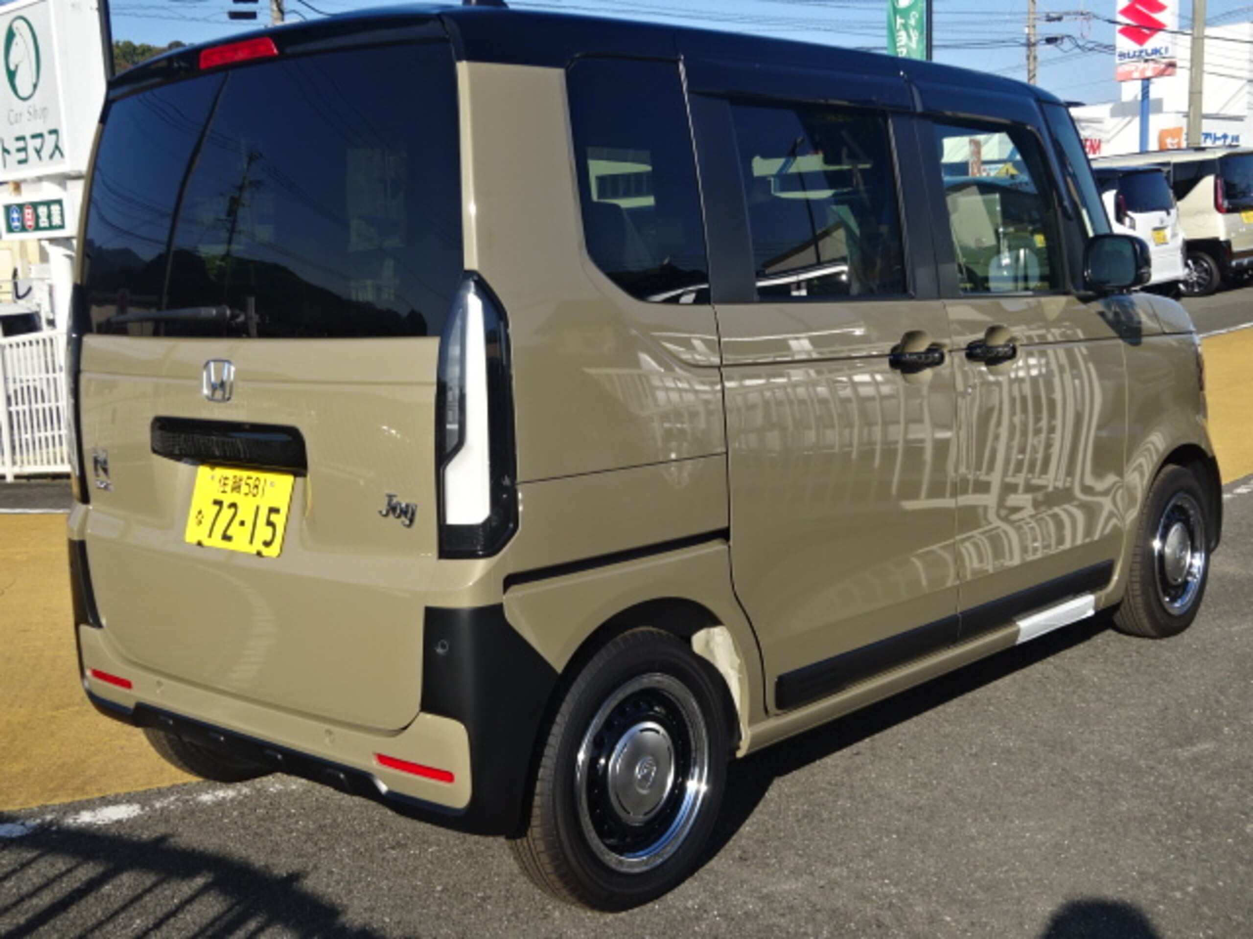 ホンダ N-BOX