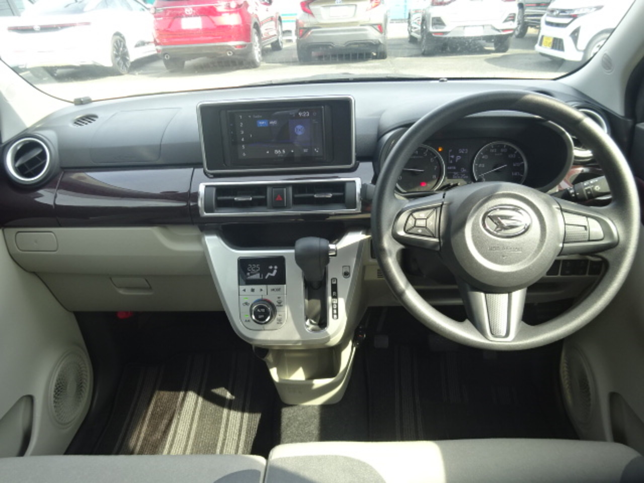 ダイハツ キャスト