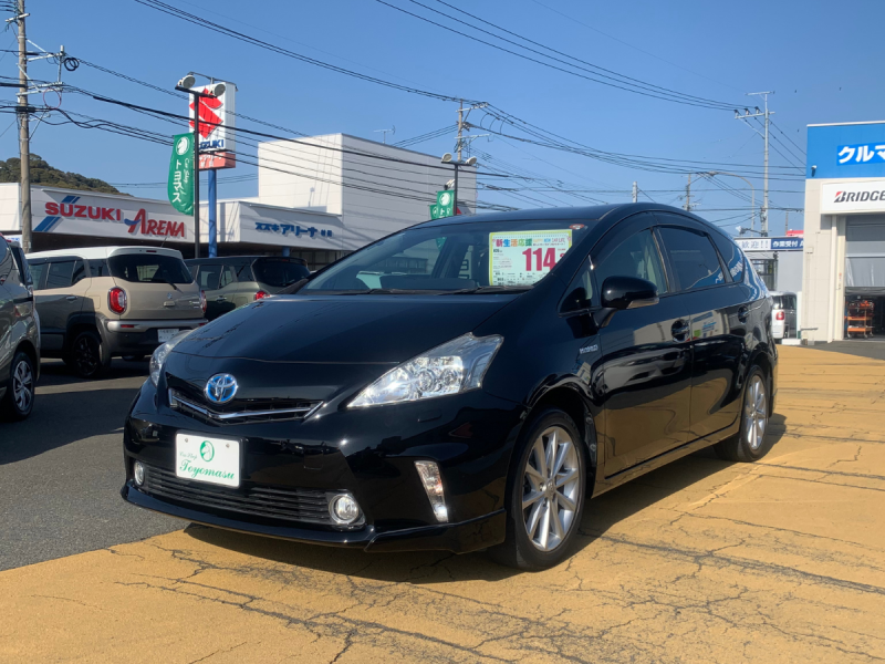 トヨタ　プリウスα　S　ツーリングセレクション