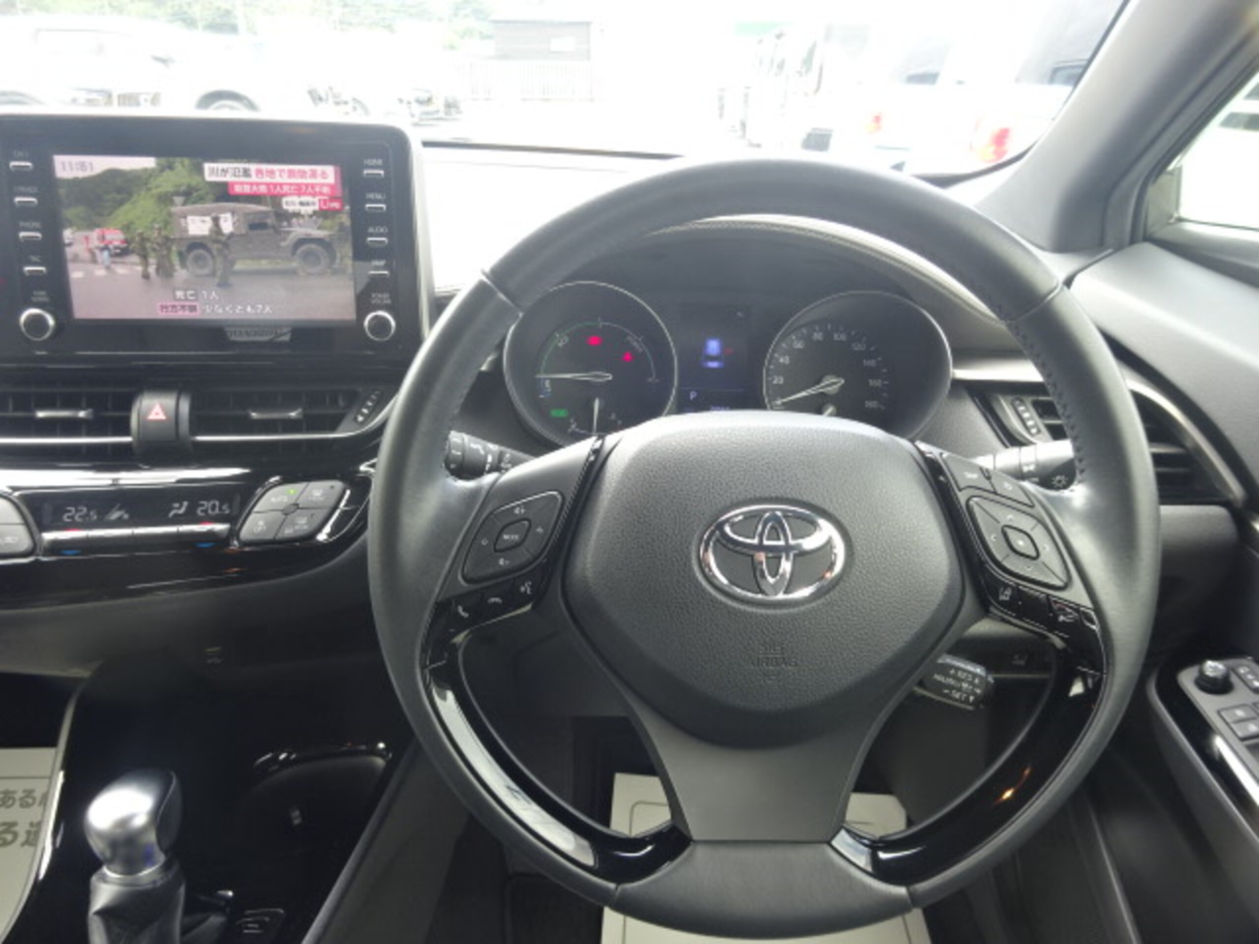 トヨタ C-HR